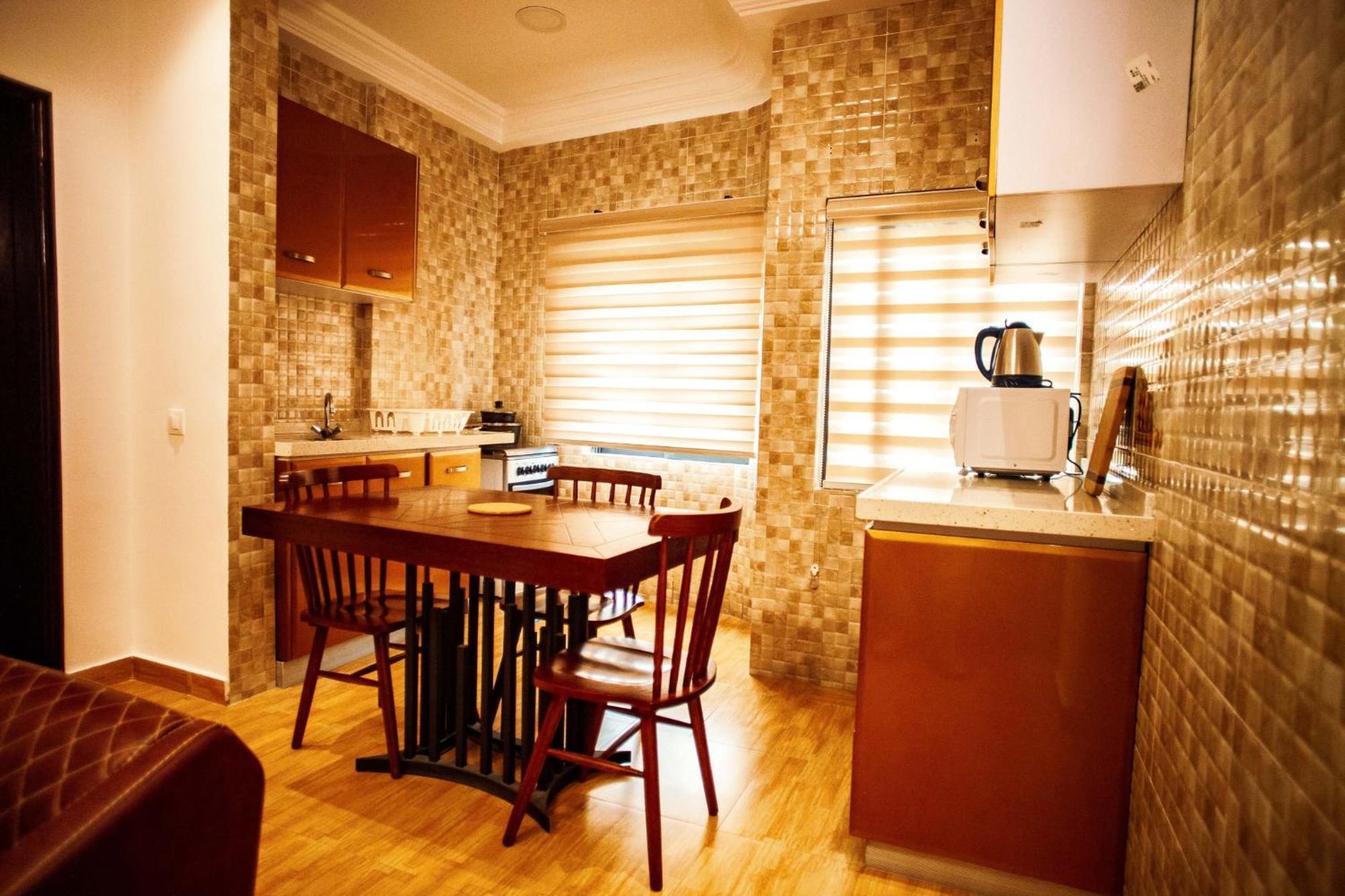 Les Ombrelles Appart'Hotel 科托努 外观 照片