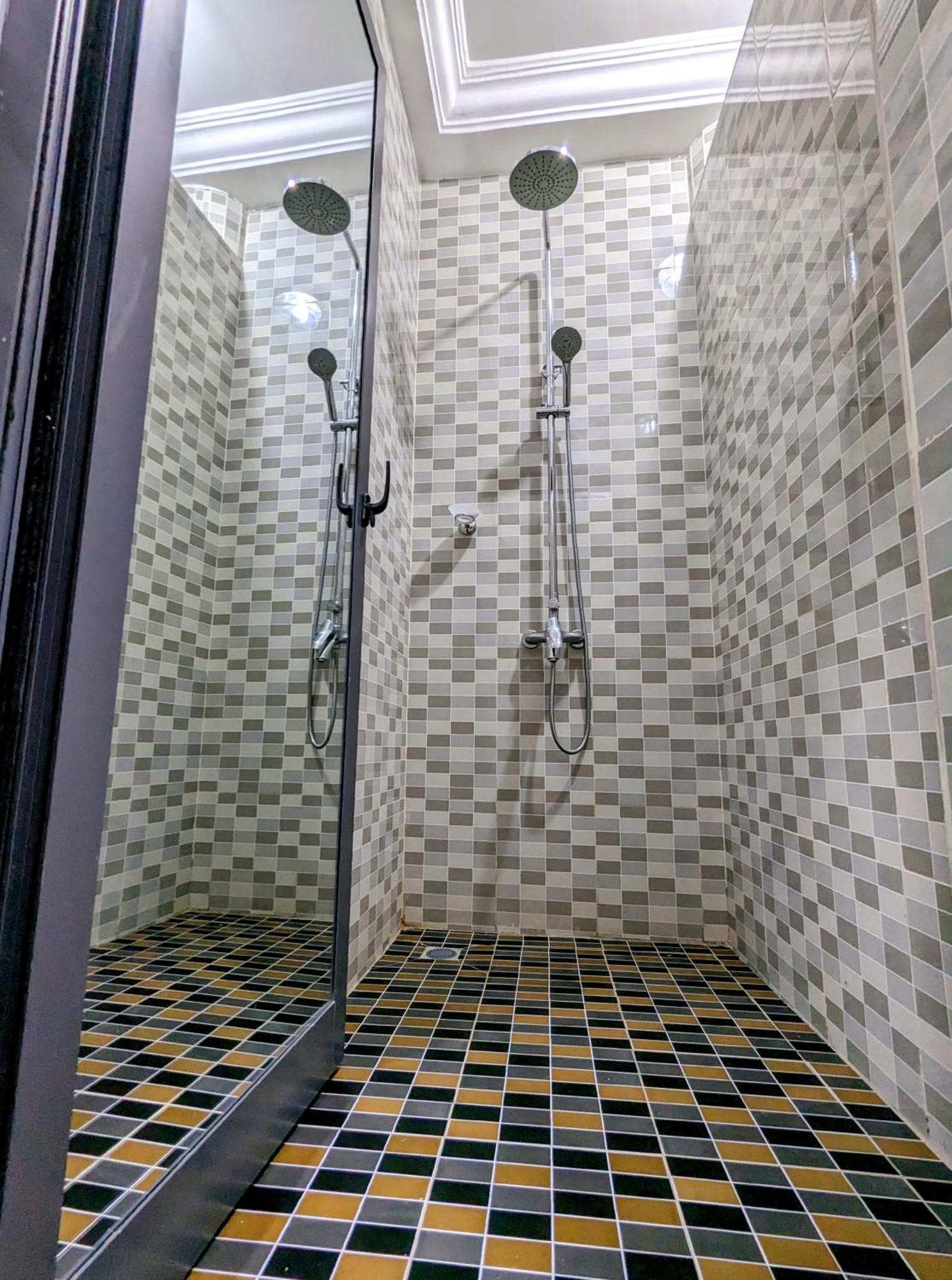 Les Ombrelles Appart'Hotel 科托努 外观 照片